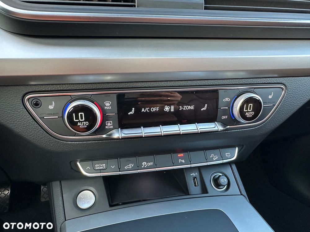 Audi Q5 50 TFSI e Quattro S Line S tronic - 27