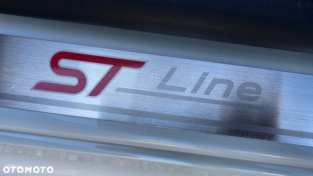 Ford Focus 1.5 EcoBoost ST-Line - 29