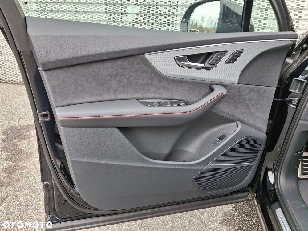 Audi Q7 - 10
