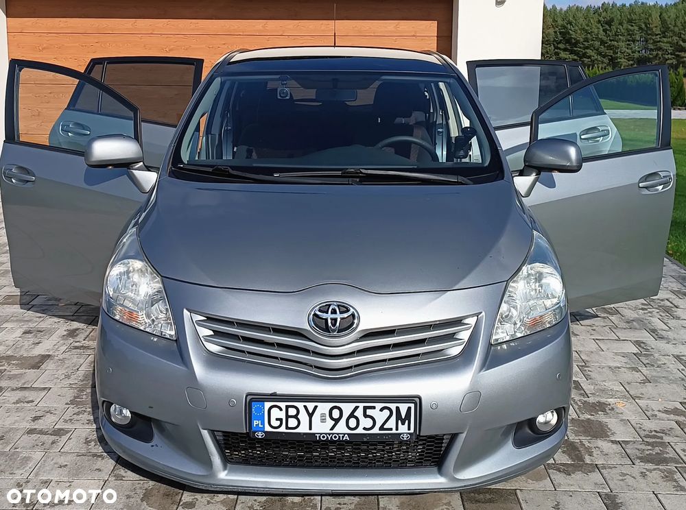 Toyota Verso 2.0 D-4D Luna - 24