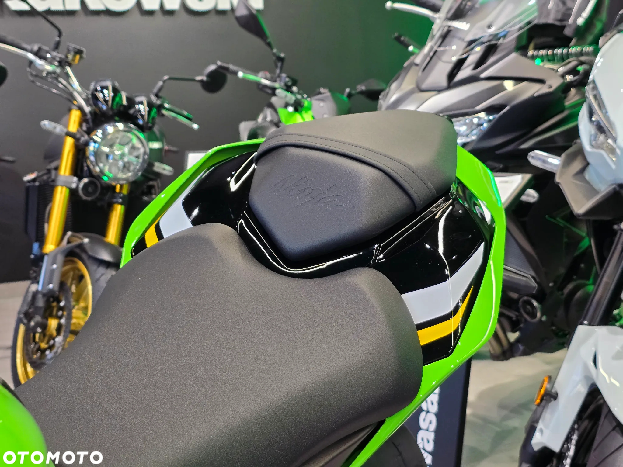 Kawasaki ZX - 17