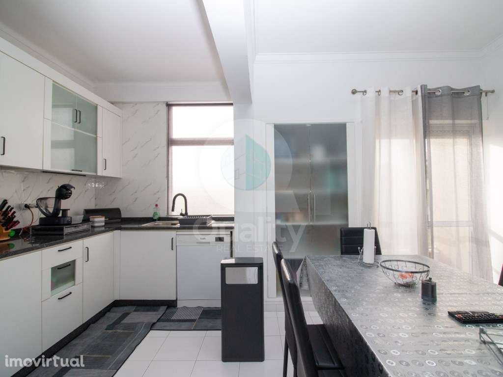 Apartamento T3 (convertido em T2) na Moita com Vista Rio e Serra - Grande imagem: 3/31