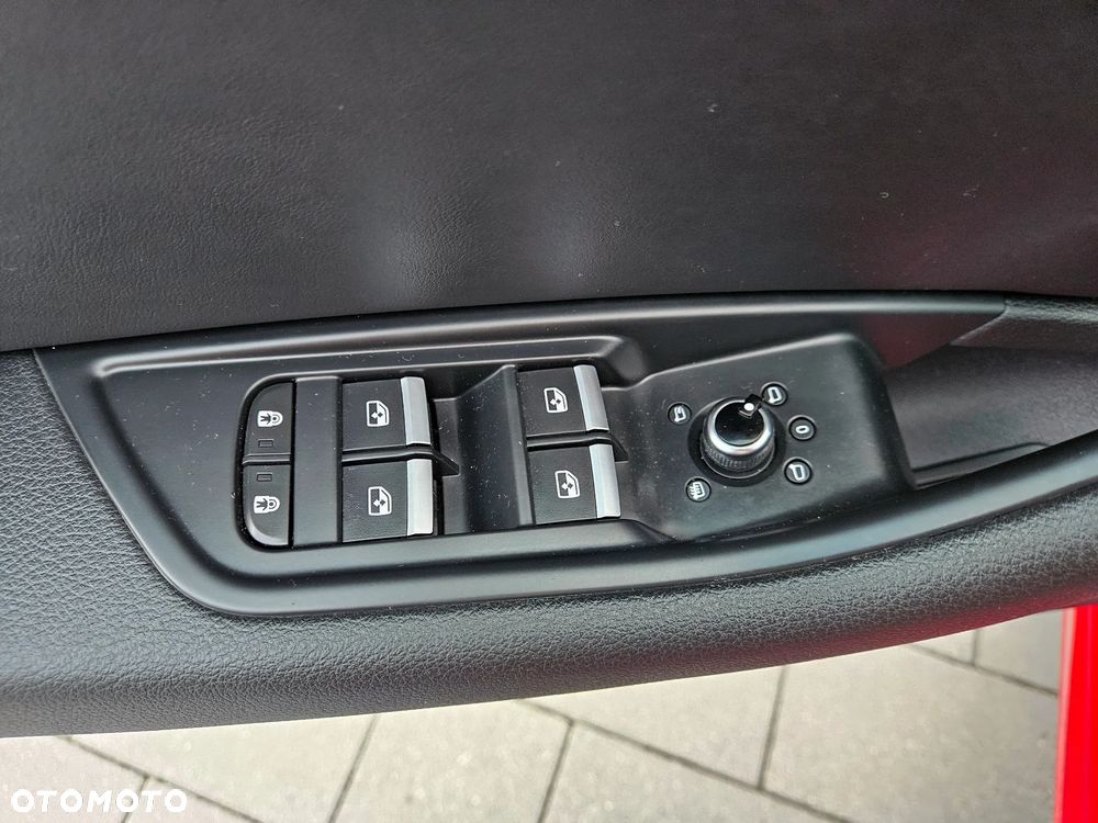 Audi A4 Avant 2.0 TDI S tronic sport - 12