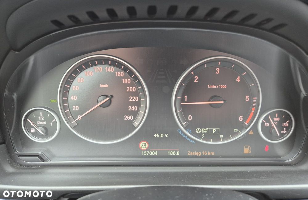 BMW Seria 5 525d - 11