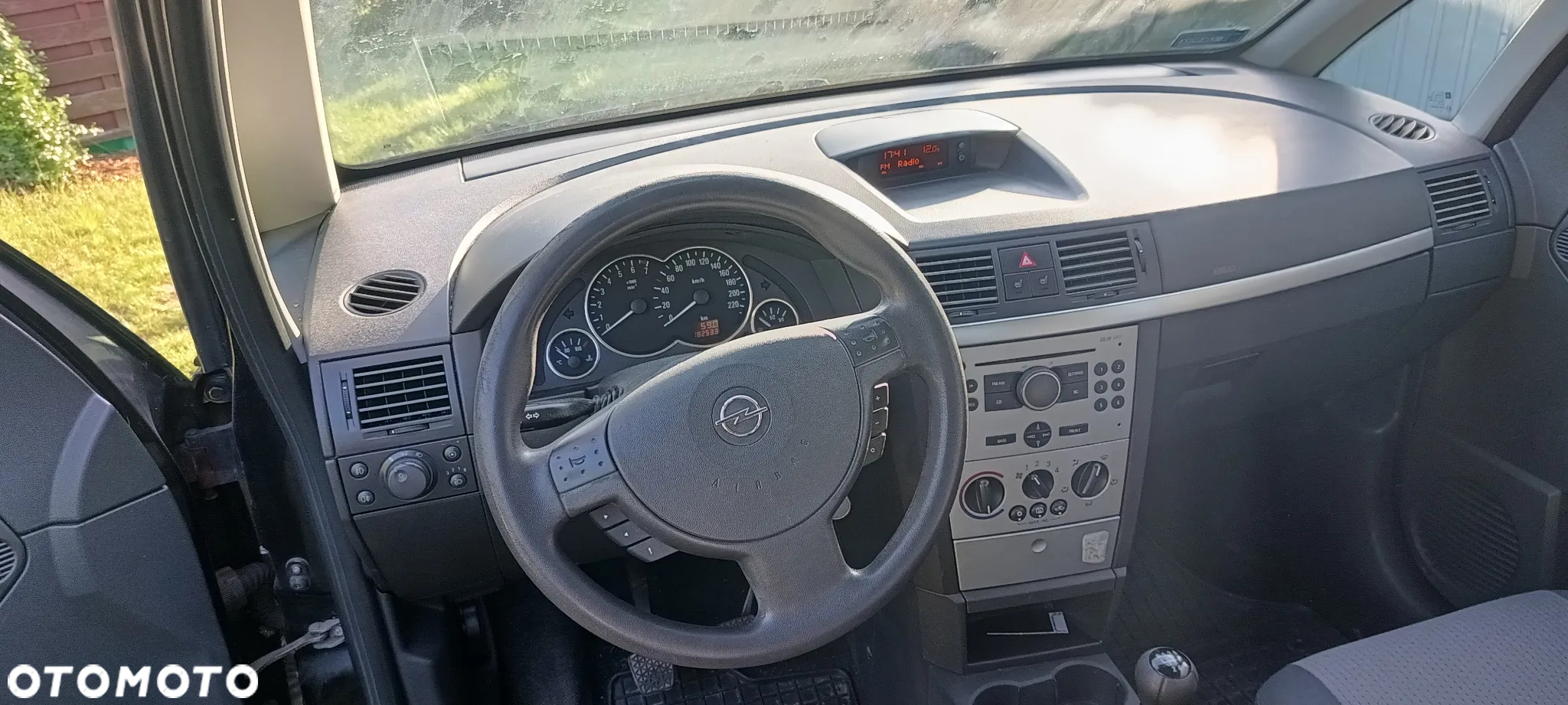 Opel Meriva - 9