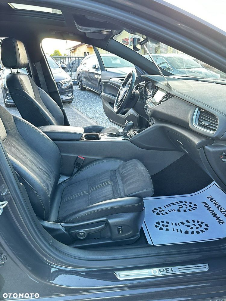 Opel Insignia - 10