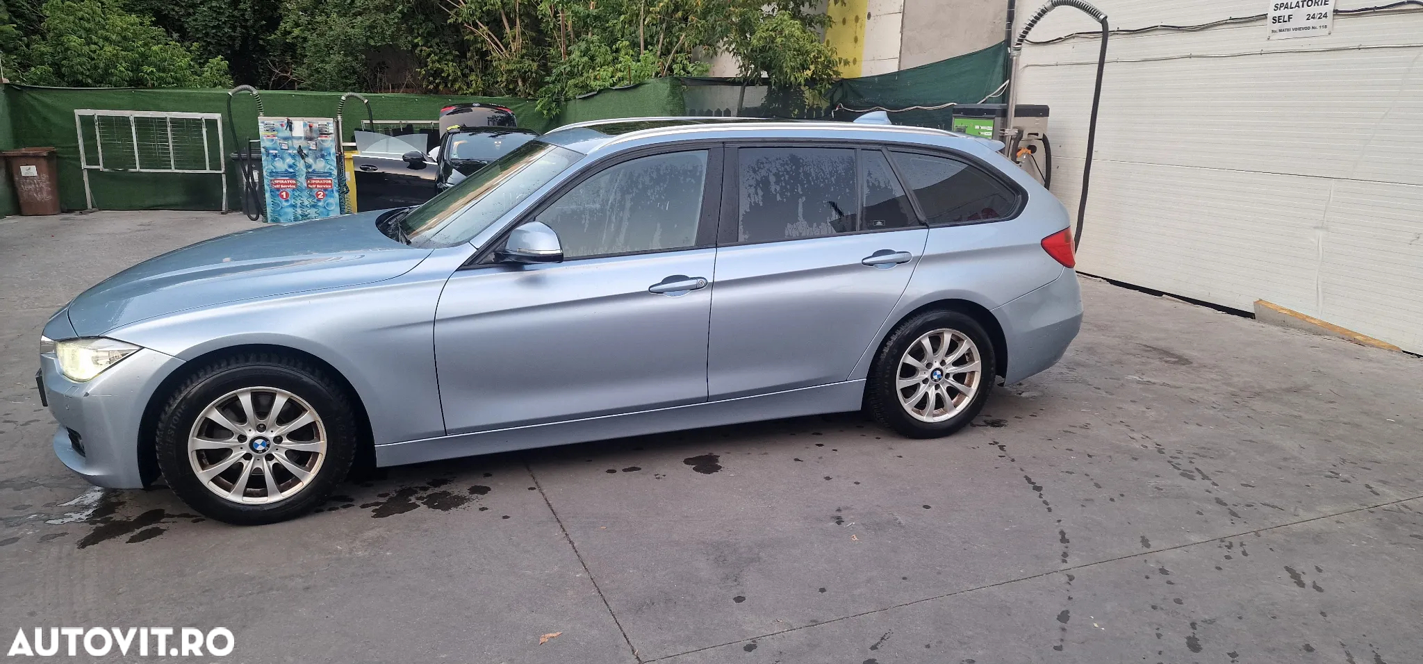 BMW Seria 3 320d - 3