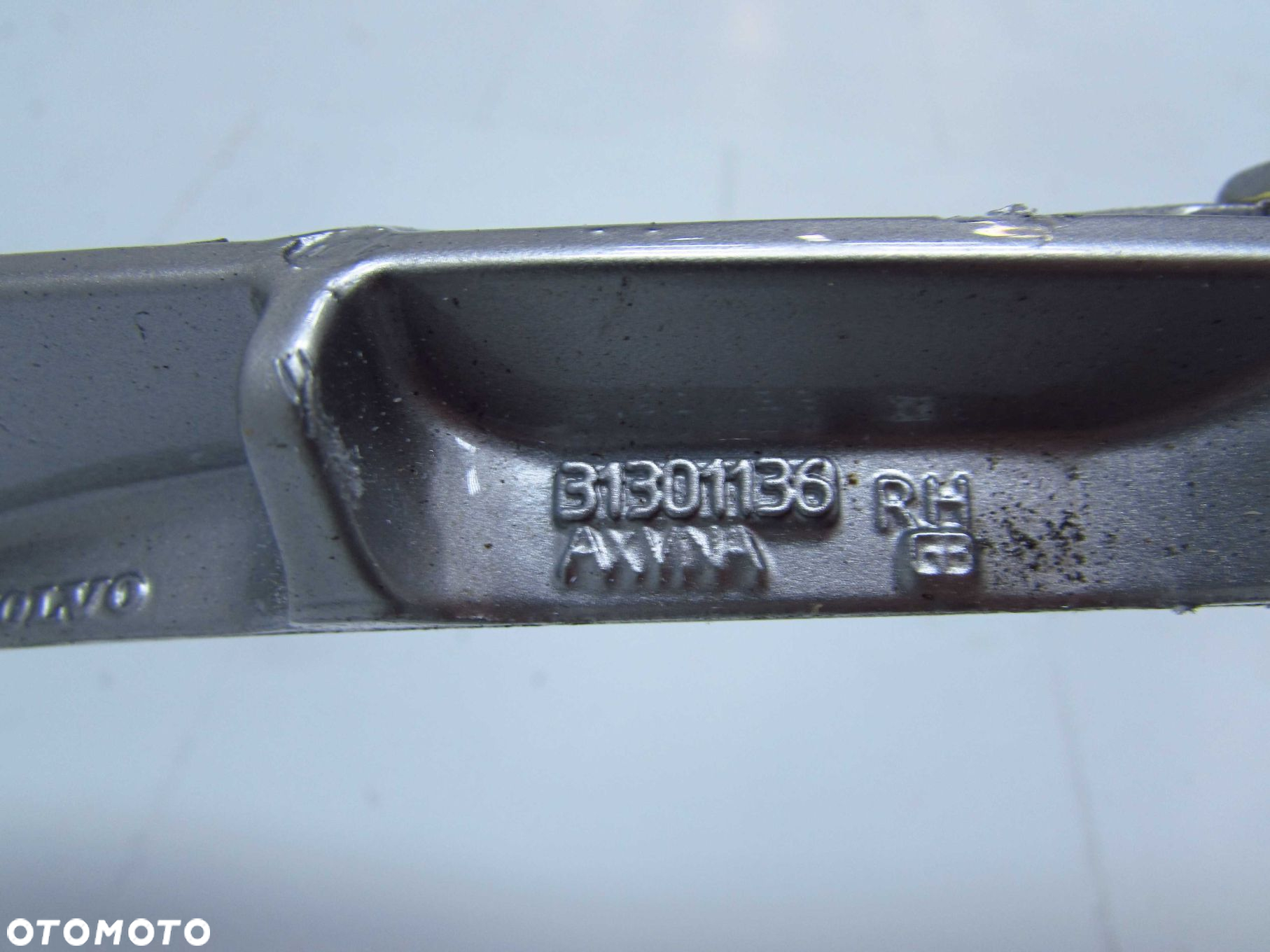 VOLVO V50 04-13 RELINGI DACHOWE RELING LEWY PRAWY CHROM 31301136 31301135 - 10
