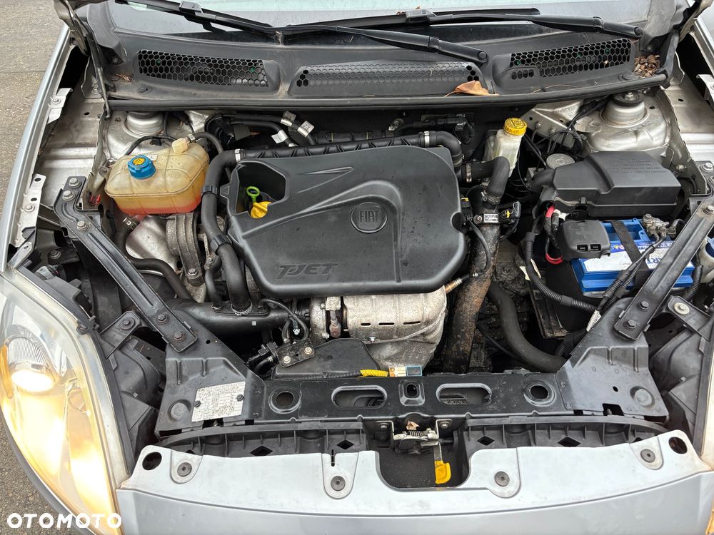 Fiat Bravo 1.4 T-JET 16V Street - 9