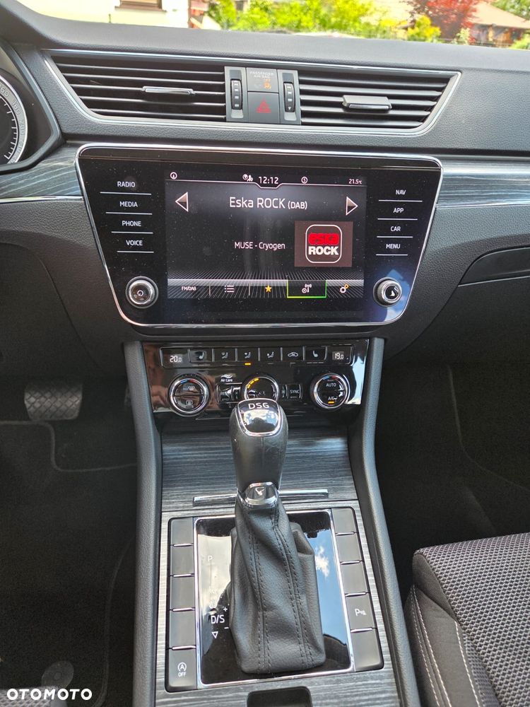 Skoda Superb 2.0 TDI Ambition DSG - 7