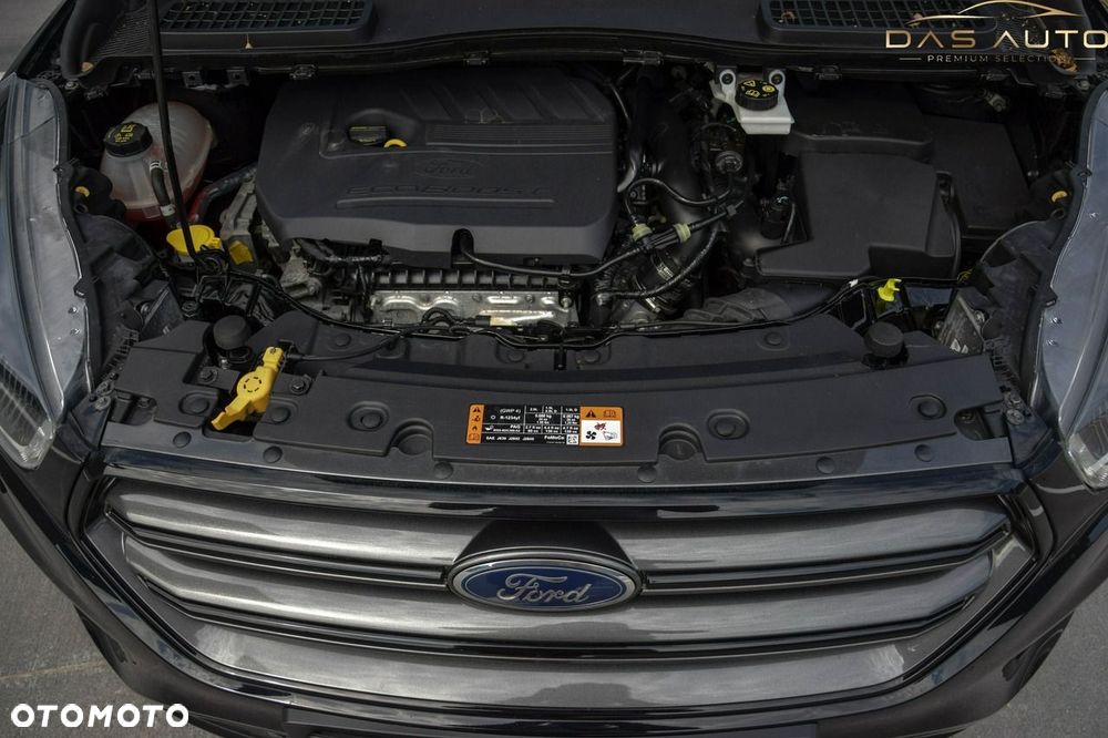 Ford Kuga 1.5 EcoBoost 2x4 ST-Line - 37