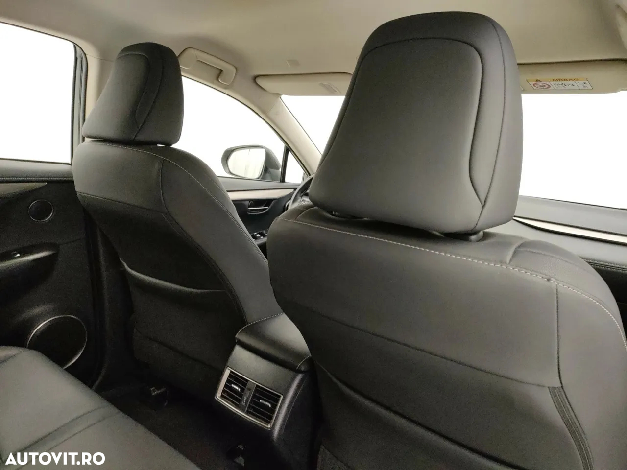 Lexus Seria NX 300h AWD Executive Plus - 17