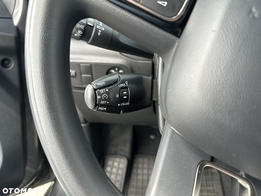 Citroën C3 1.2 PureTech Max EAT6 - 27