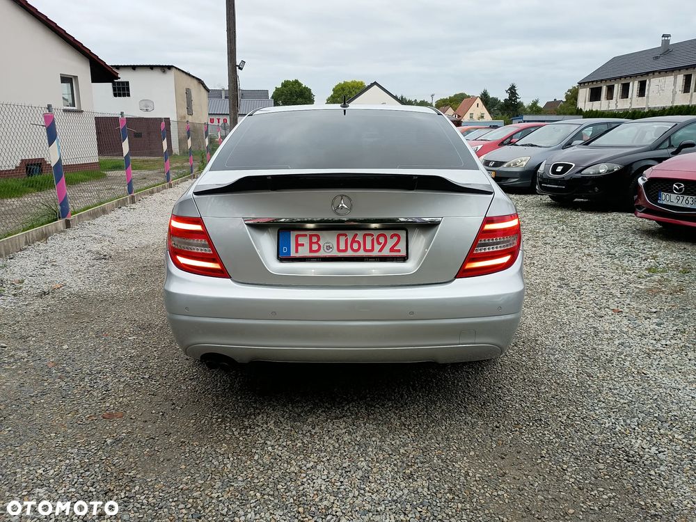 Mercedes-Benz Klasa C - 9