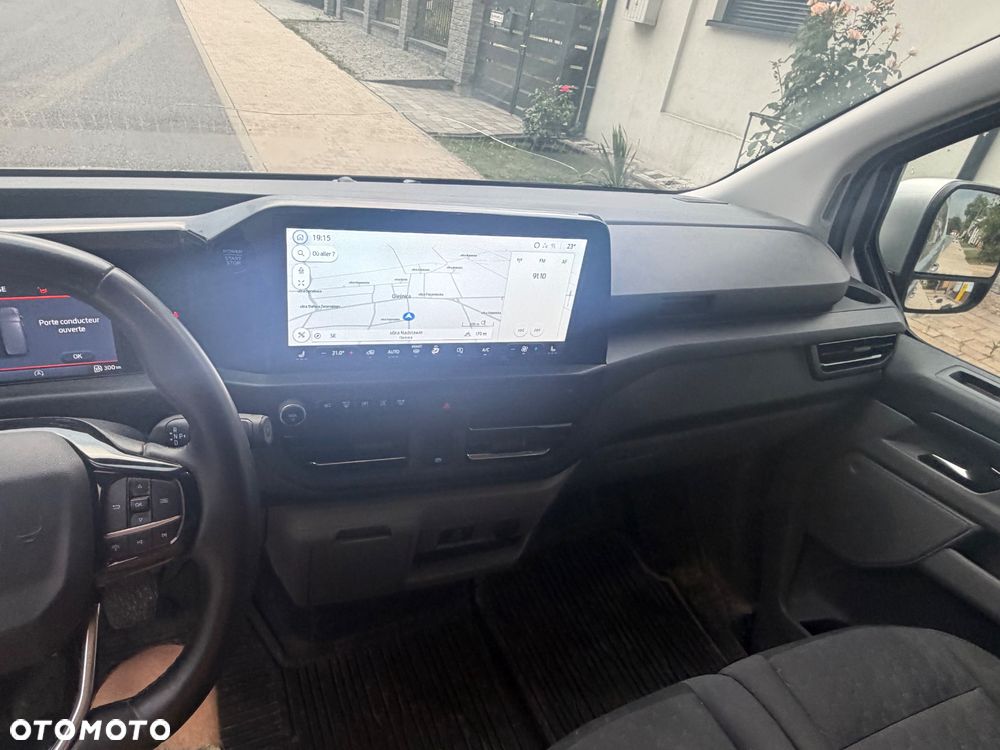 Ford Transit Custon - 13