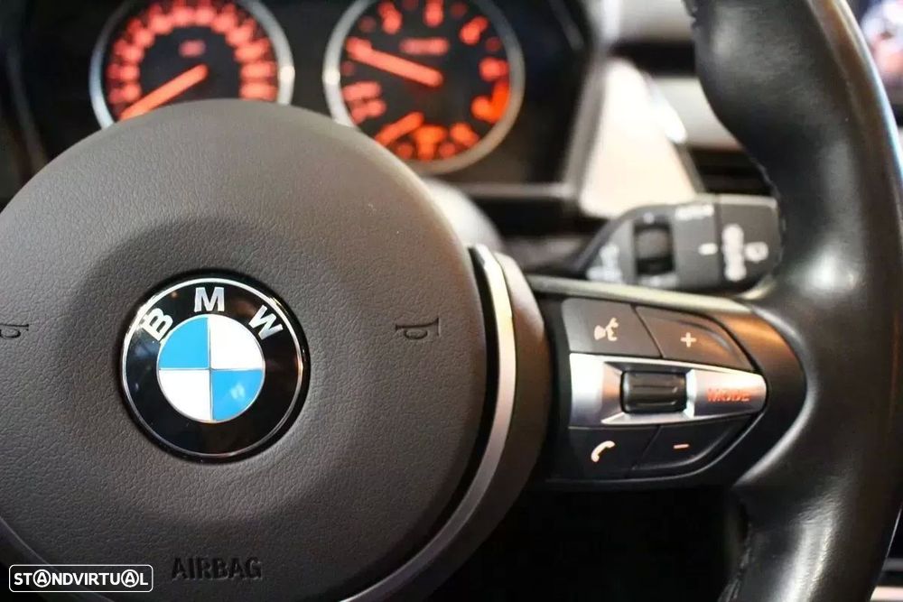 BMW 218 Active Tourer d Line Sport Auto - 24