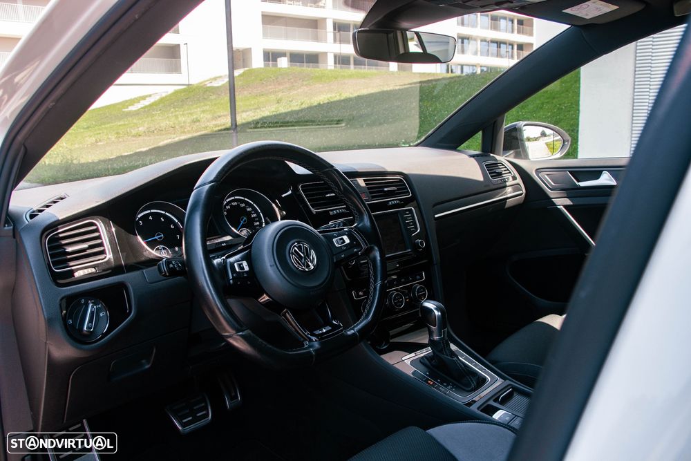 VW Golf - 15