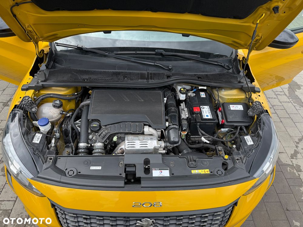 Peugeot 208 TURBO 100 Style - 11