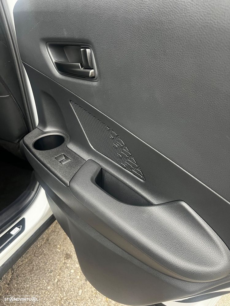 Toyota C-HR 1.8 Hybrid Lounge - 17