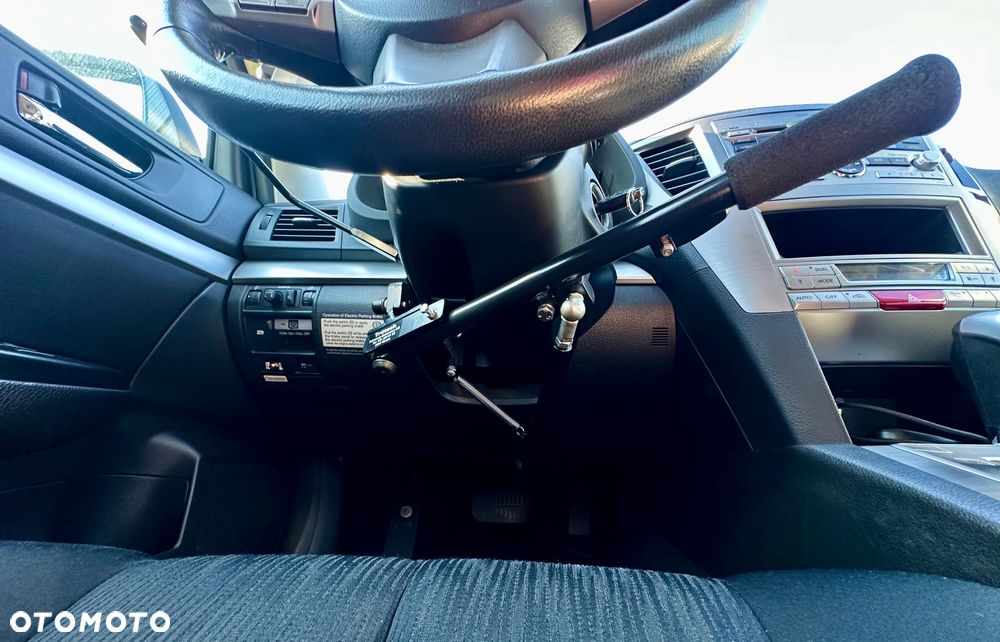 Subaru Legacy - 20