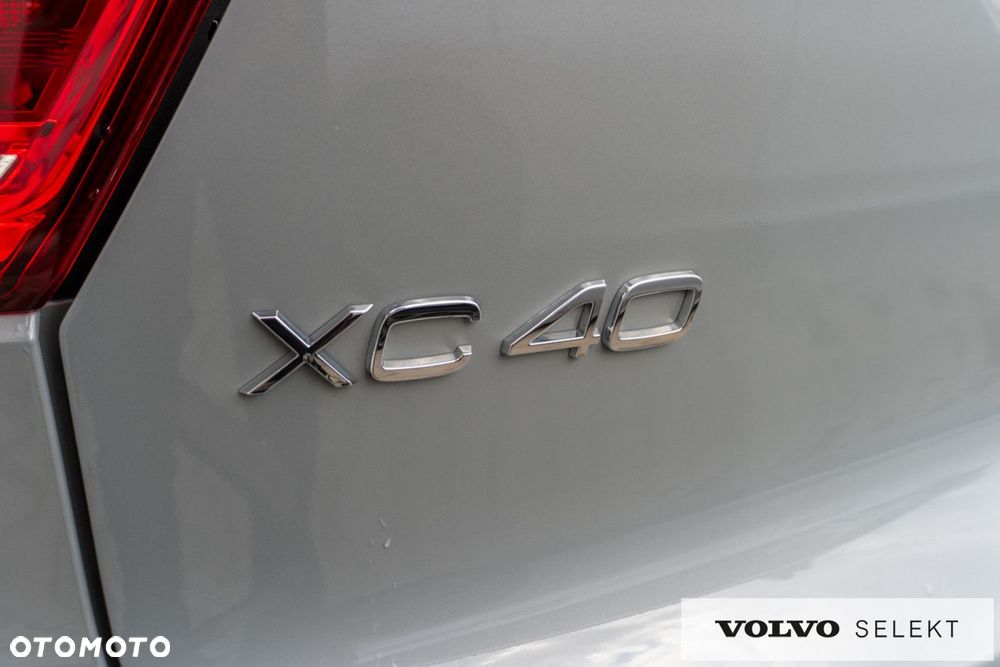 Volvo XC 40 - 24