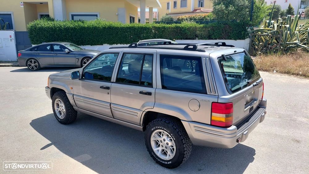 Jeep Grand Cherokee 5.2 Limited - 17