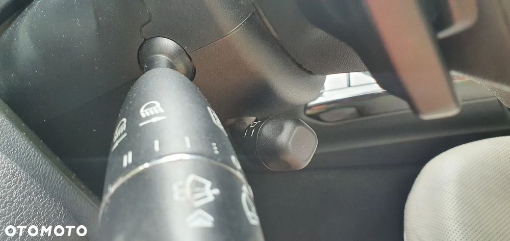 Mercedes-Benz Klasa E - 15