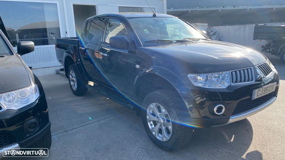 Mitsubishi L200 Pick Up 4x4 DPF Intense Cabine Dupla - 2