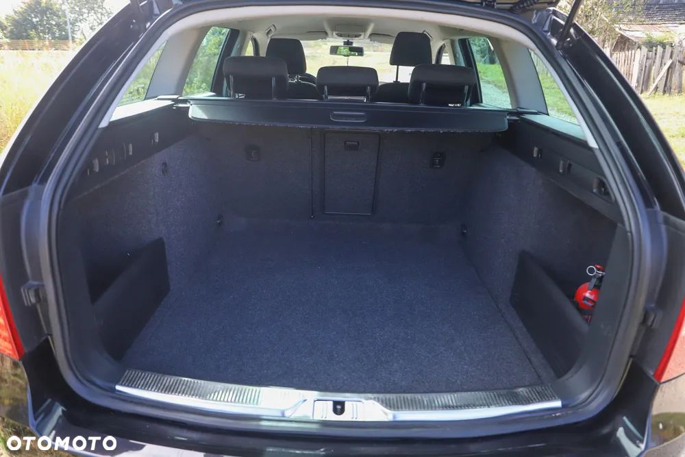 Skoda Superb 2.0 TDI 4x4 Elegance DSG - 19