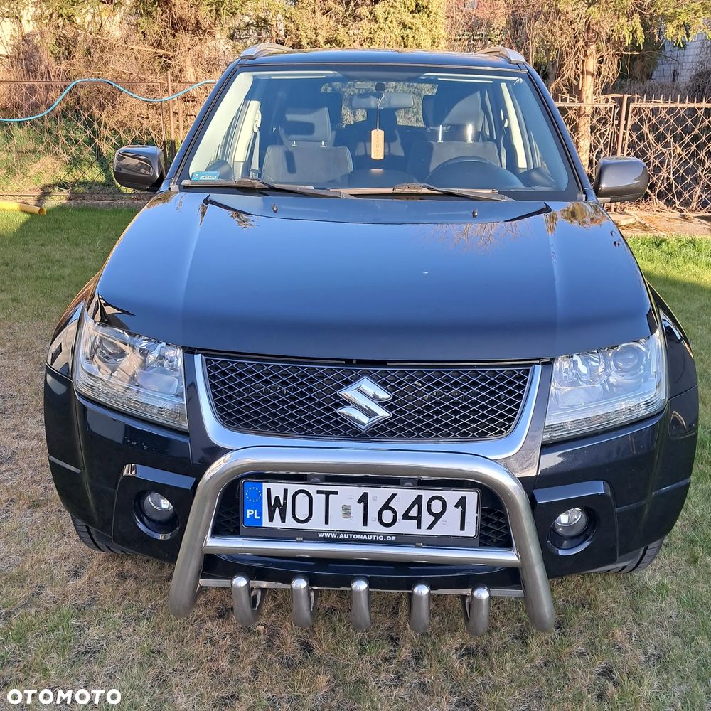 Suzuki Grand Vitara 2.0 Comfort Limited - 27