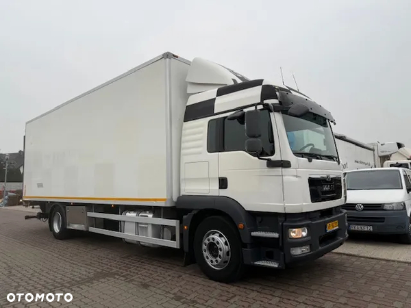 MAN TGM 18.290 Kontener - Izoterma 20palet