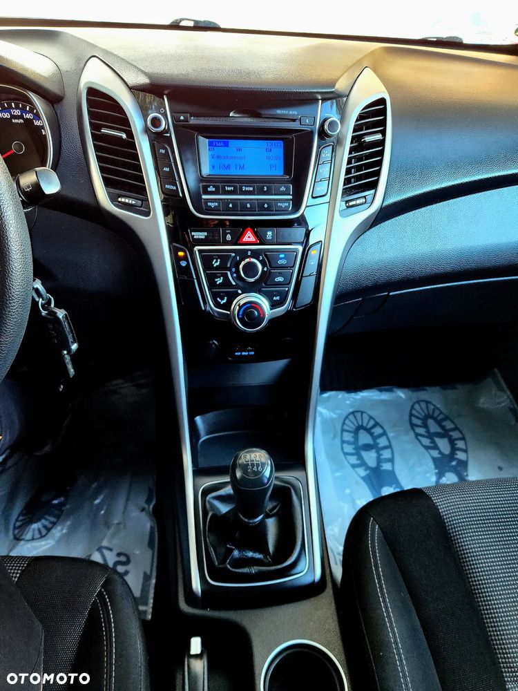 Hyundai i30 1.4 Trend - 10