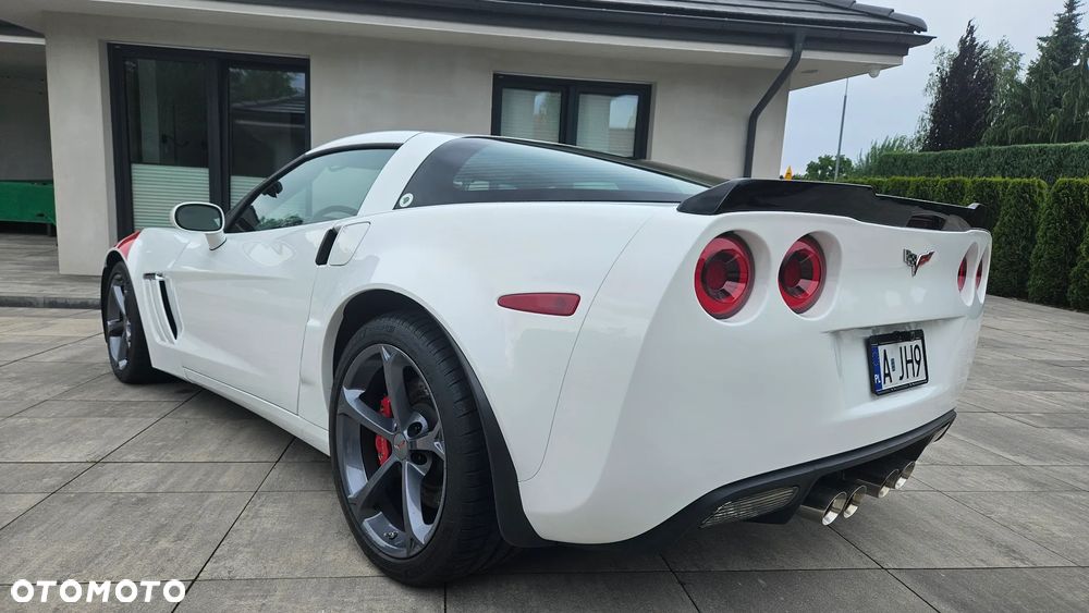 Chevrolet Corvette - 3
