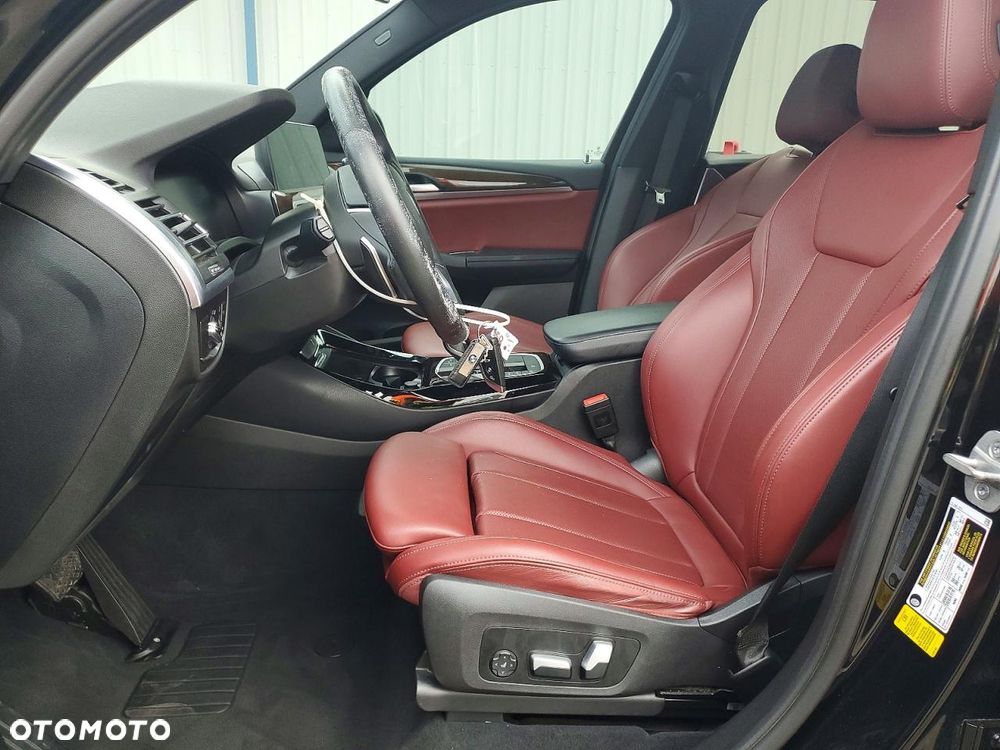 BMW X3 xDrive30i - 7