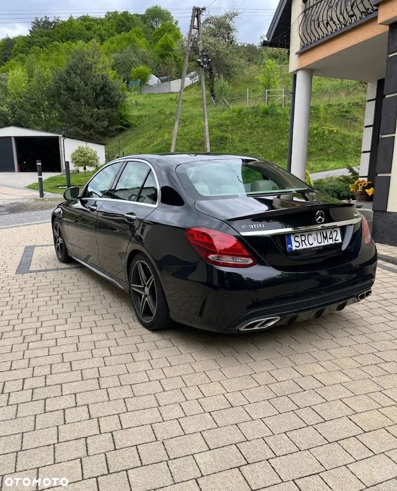 Mercedes-Benz Klasa C 300 7G-TRONIC Exclusive - 2