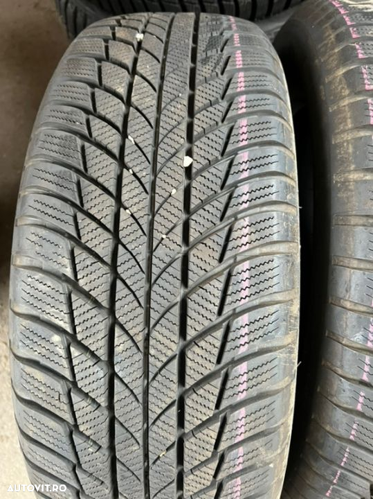 vând 4 anvelope 225/60/18 bridgestone de iarnă ca noi - 2