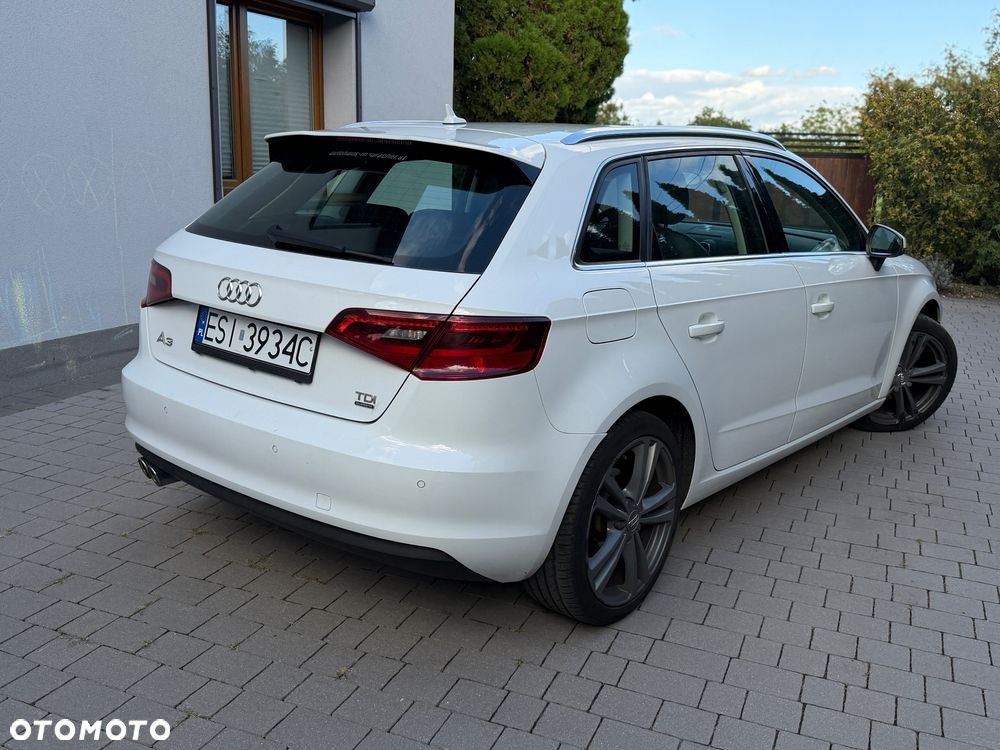 Audi A3 Sportback 2.0 TDI (clean diesel) quattro Ambition - 4
