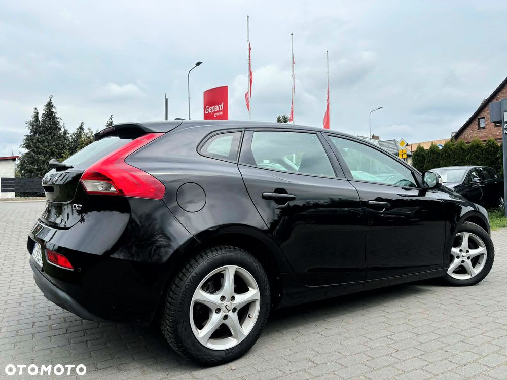 Volvo V40 D2 Drive-E Kinetic - 3