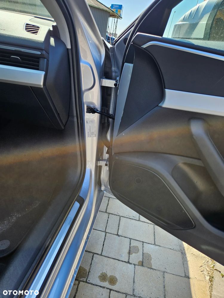 Audi A4 Limousine - 37