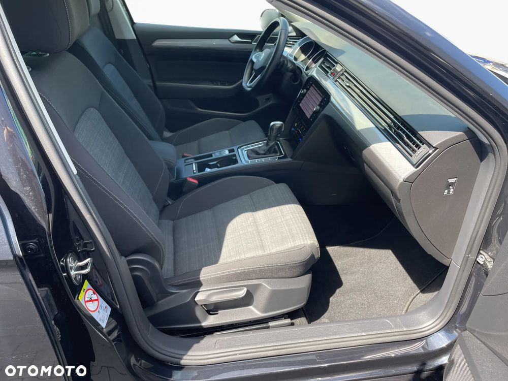 Volkswagen Passat 1.5 TSI EVO Business DSG - 17