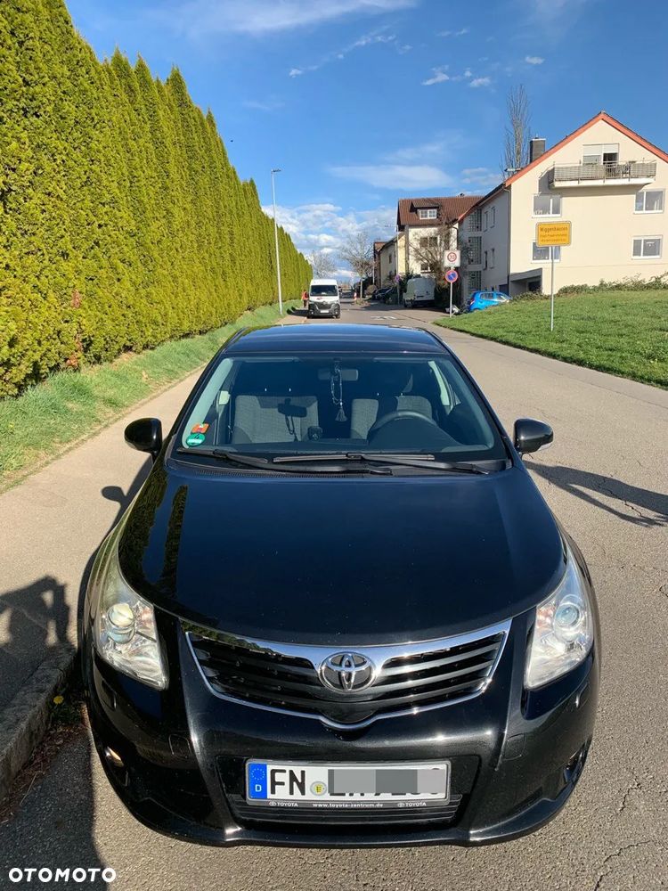 Toyota Avensis 1.8 Active - 2