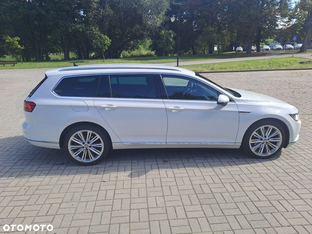 Volkswagen Passat 2.0 TDI SCR (BlueMotion Technology) DSG Highline - 3
