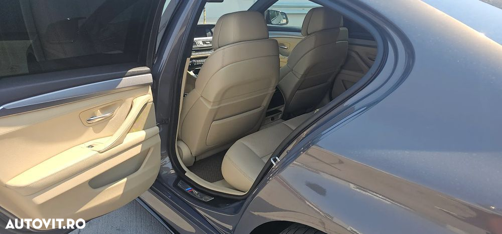BMW Seria 5 535d xDrive - 9