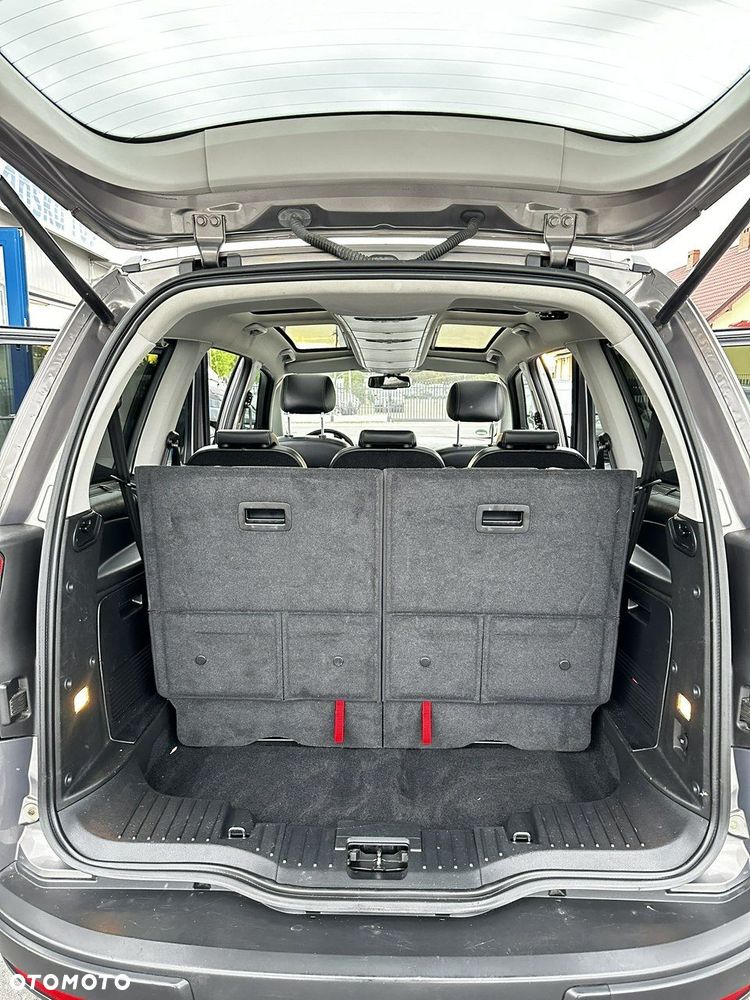 Ford Galaxy - 11