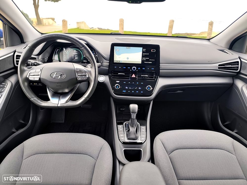 Hyundai Ioniq 1.6 GDI PHEV Tech - 16