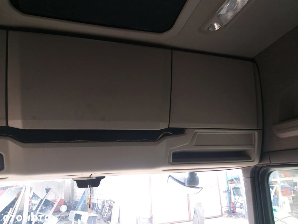 GÓRNA PÓŁKA KONSOLA SCANIA S NTG - 2