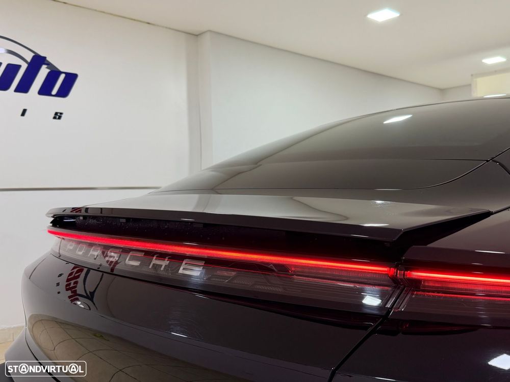 Porsche Taycan Standard - 6