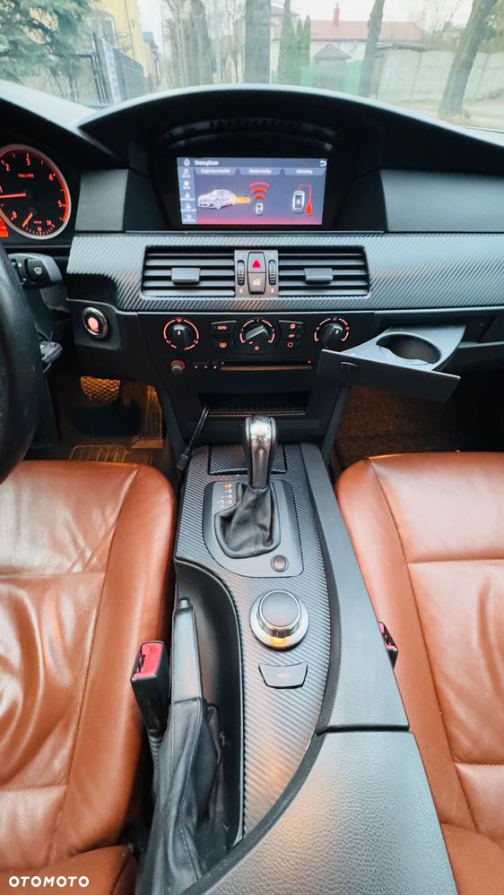 BMW Seria 5 520d Edition Fleet Sport - 25