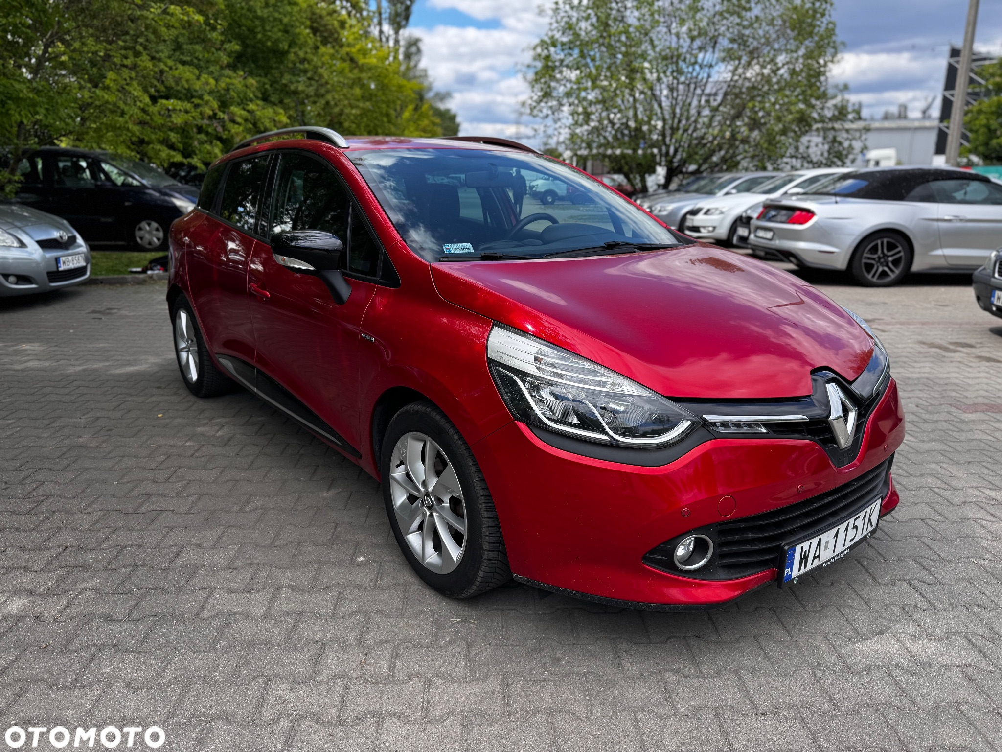 Renault Clio 1.2 16V Limited EU6 - 2