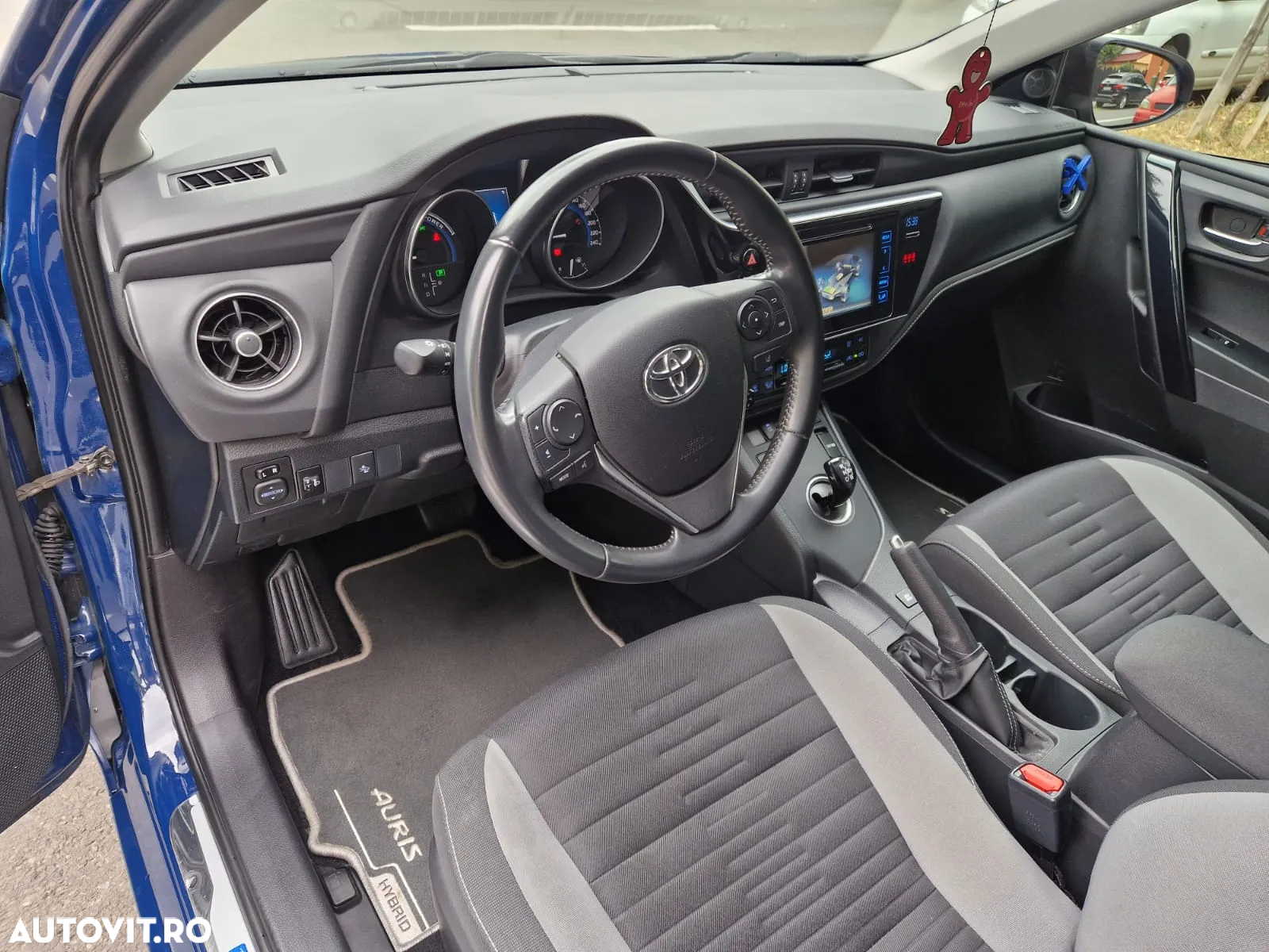 Toyota Auris - 6